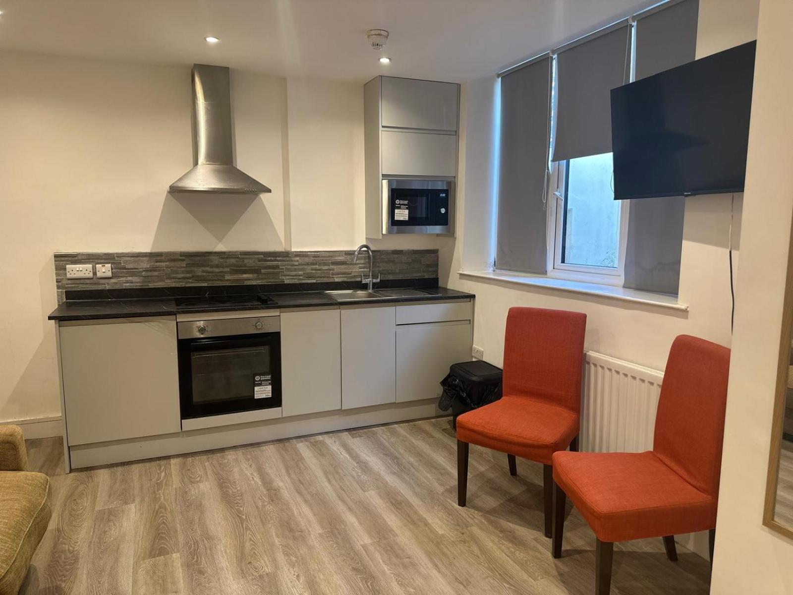 Hadleigh Hotel Eastbourne Bagian luar foto
